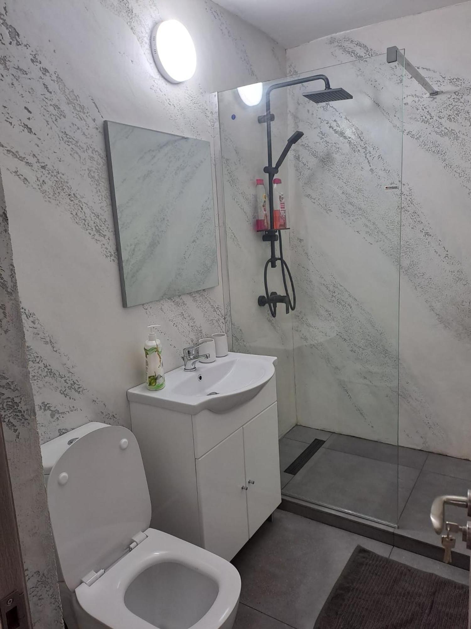 Ilona Apartament 3 Camere Râmnicu Vâlcea Εξωτερικό φωτογραφία