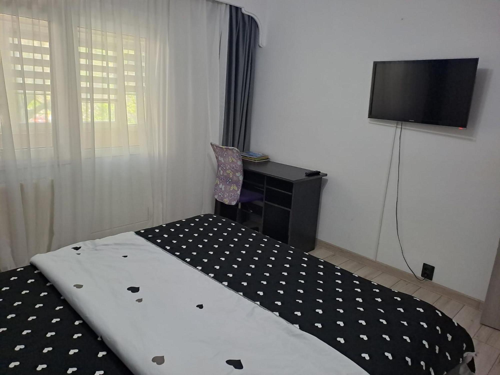 Ilona Apartament 3 Camere Râmnicu Vâlcea Εξωτερικό φωτογραφία